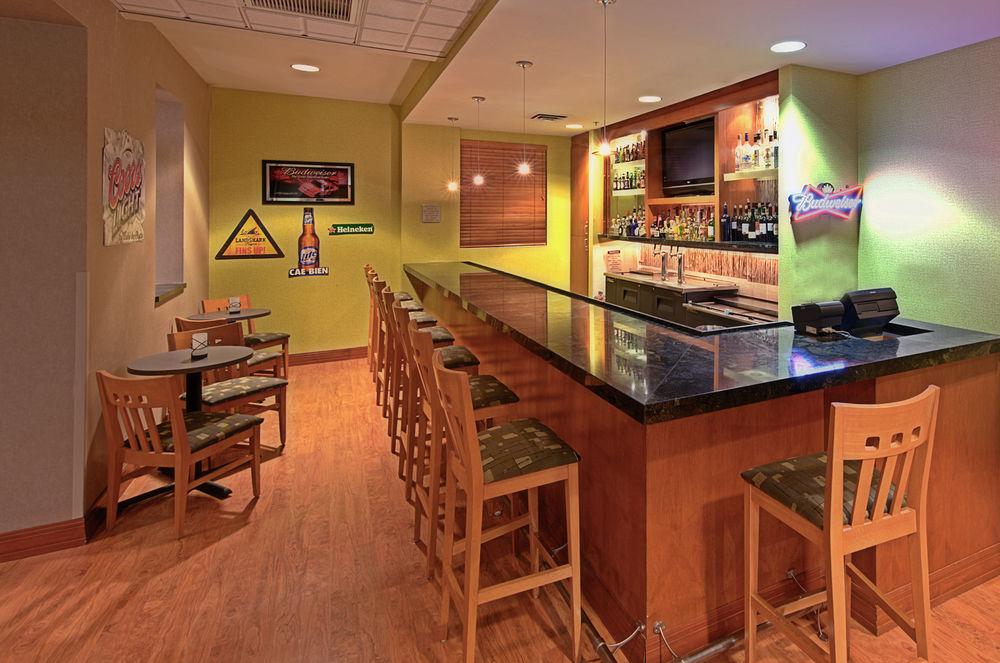 Holiday Inn & Suites Goodyear - West Phoenix Area By Ihg Buitenkant foto