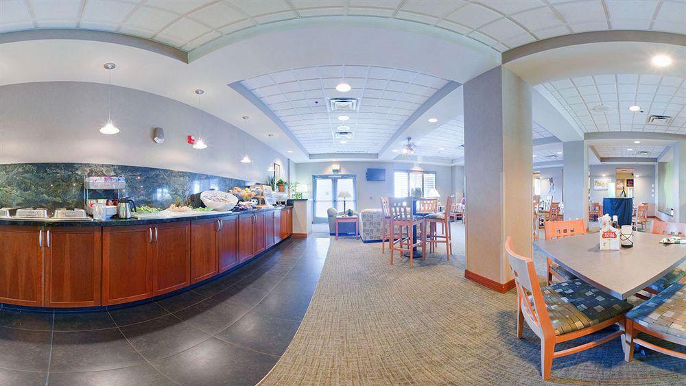 Holiday Inn & Suites Goodyear - West Phoenix Area By Ihg Buitenkant foto