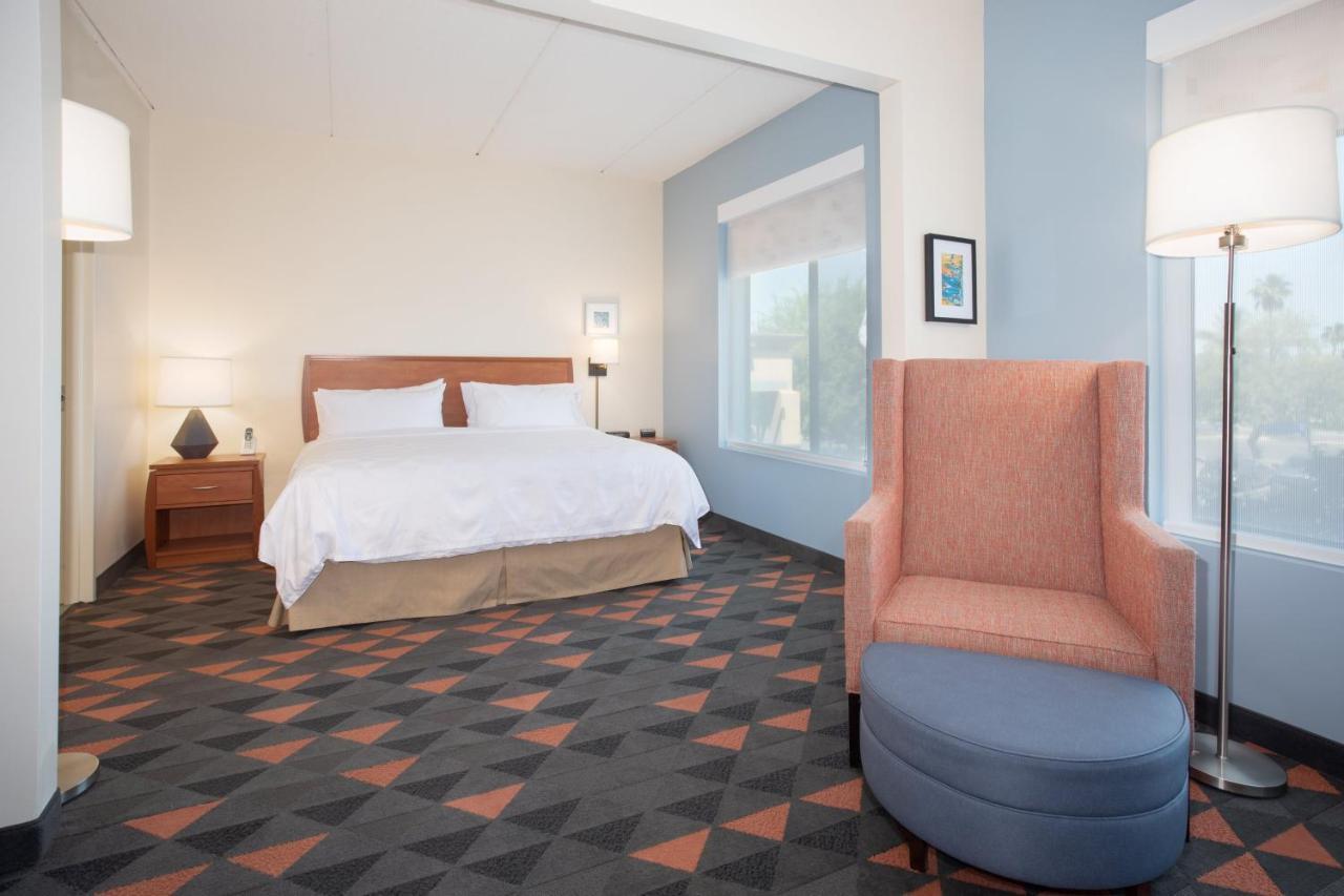 Holiday Inn & Suites Goodyear - West Phoenix Area By Ihg Buitenkant foto