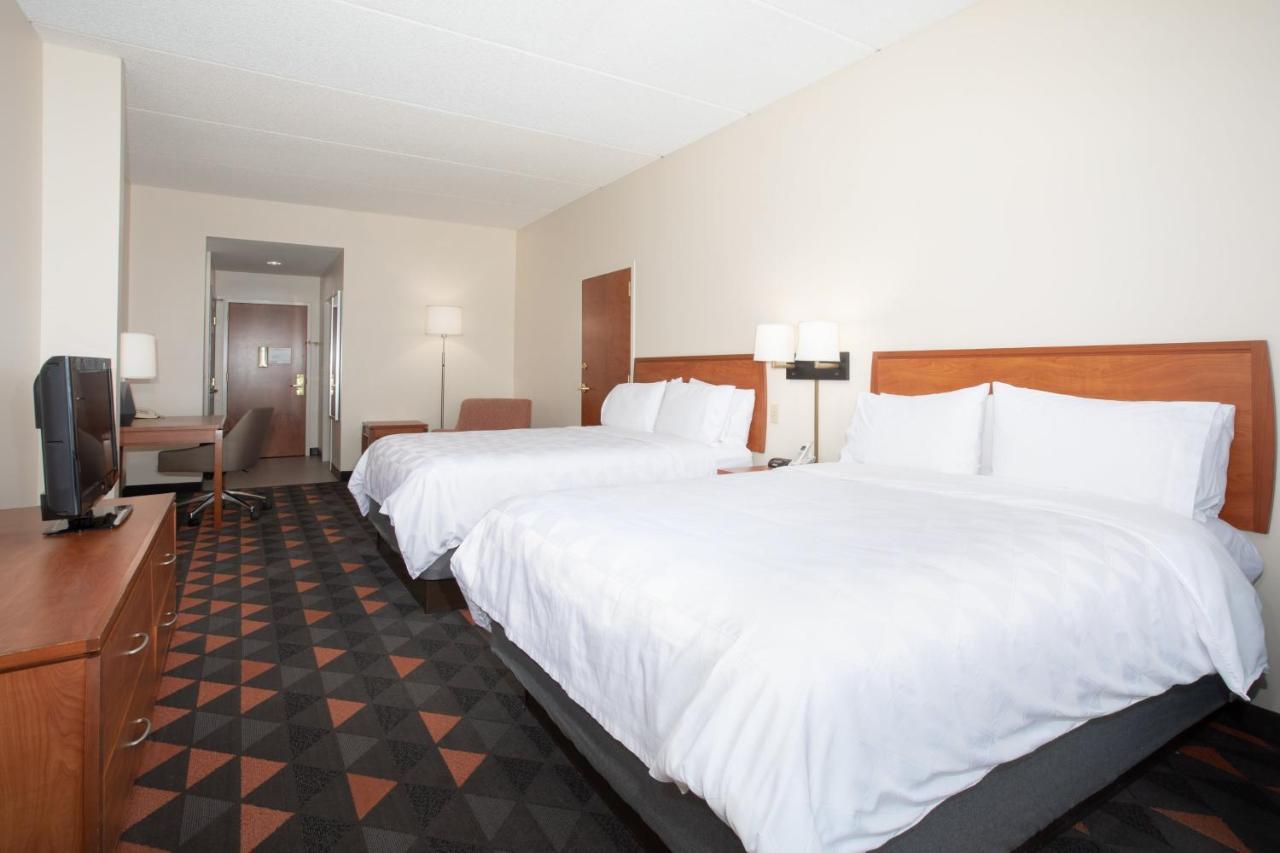 Holiday Inn & Suites Goodyear - West Phoenix Area By Ihg Buitenkant foto