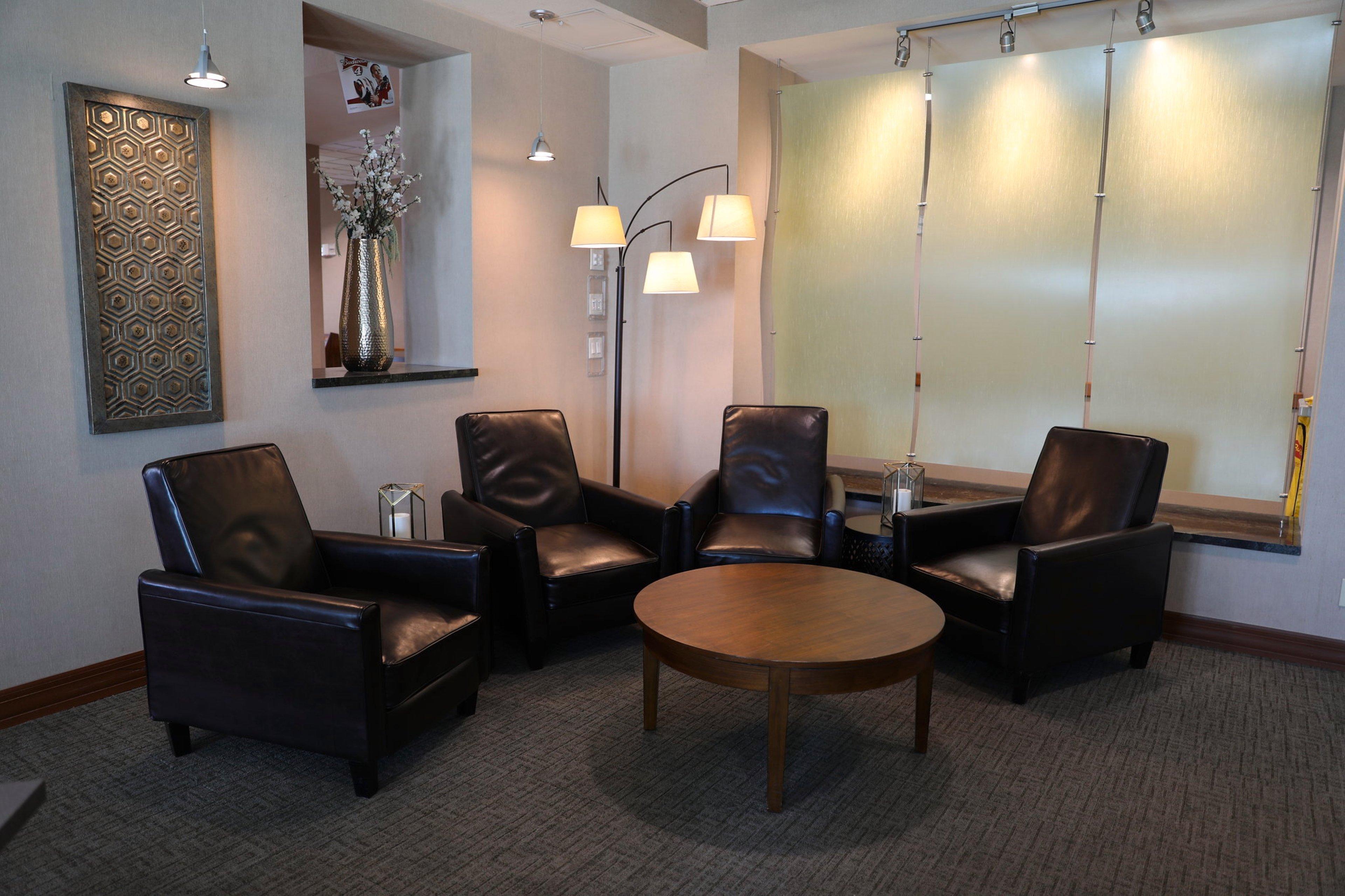 Holiday Inn & Suites Goodyear - West Phoenix Area By Ihg Buitenkant foto