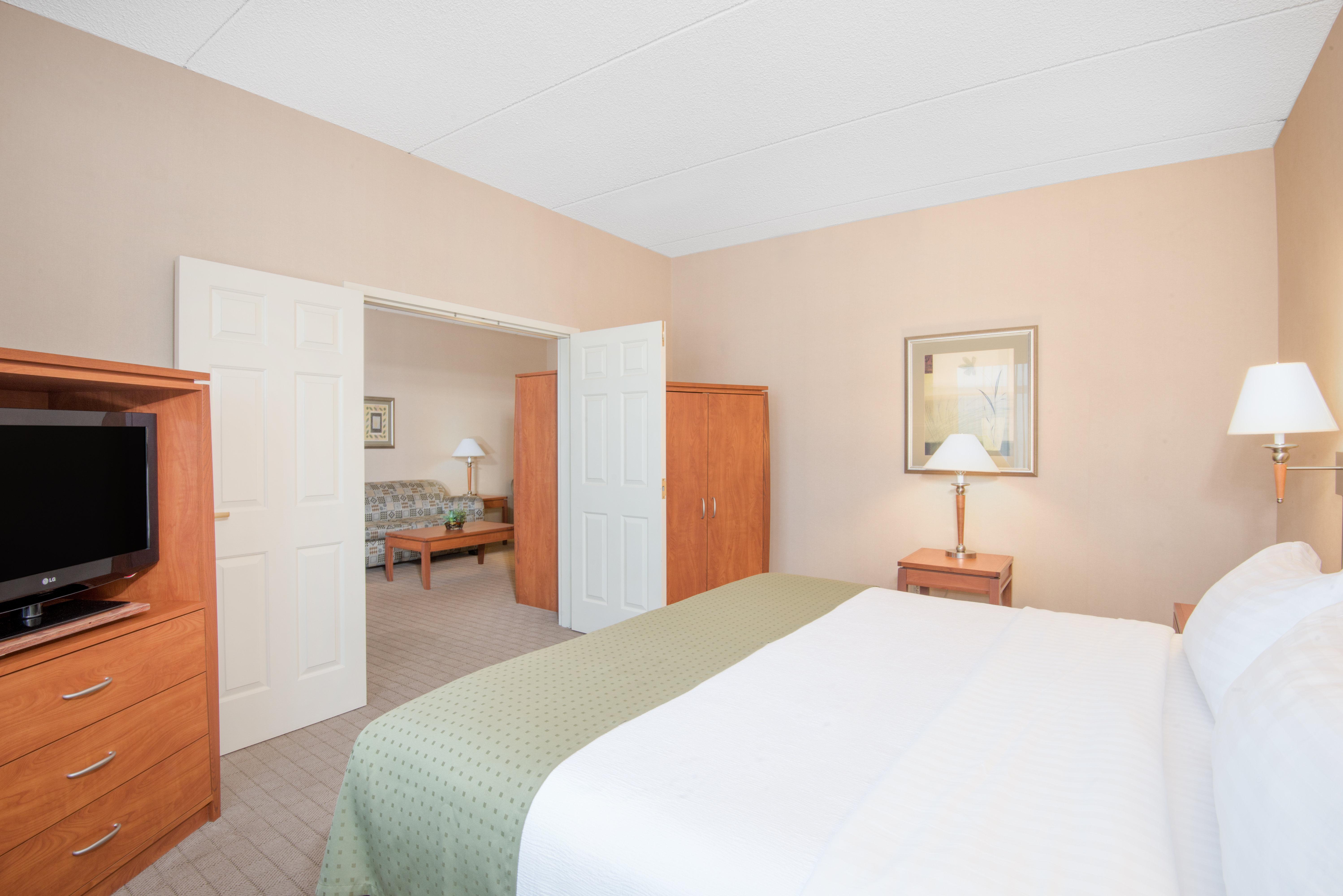 Holiday Inn & Suites Goodyear - West Phoenix Area By Ihg Buitenkant foto