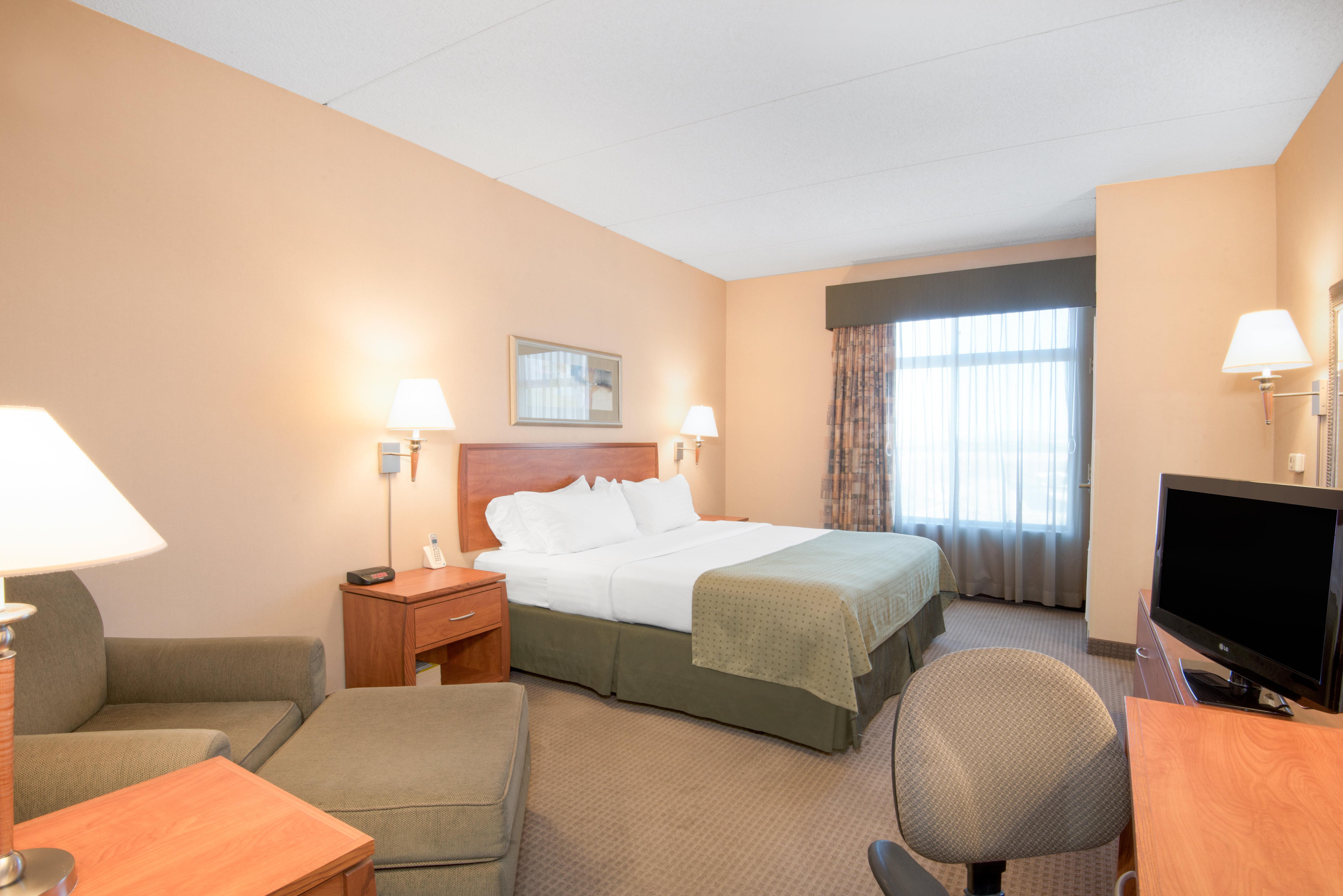 Holiday Inn & Suites Goodyear - West Phoenix Area By Ihg Buitenkant foto