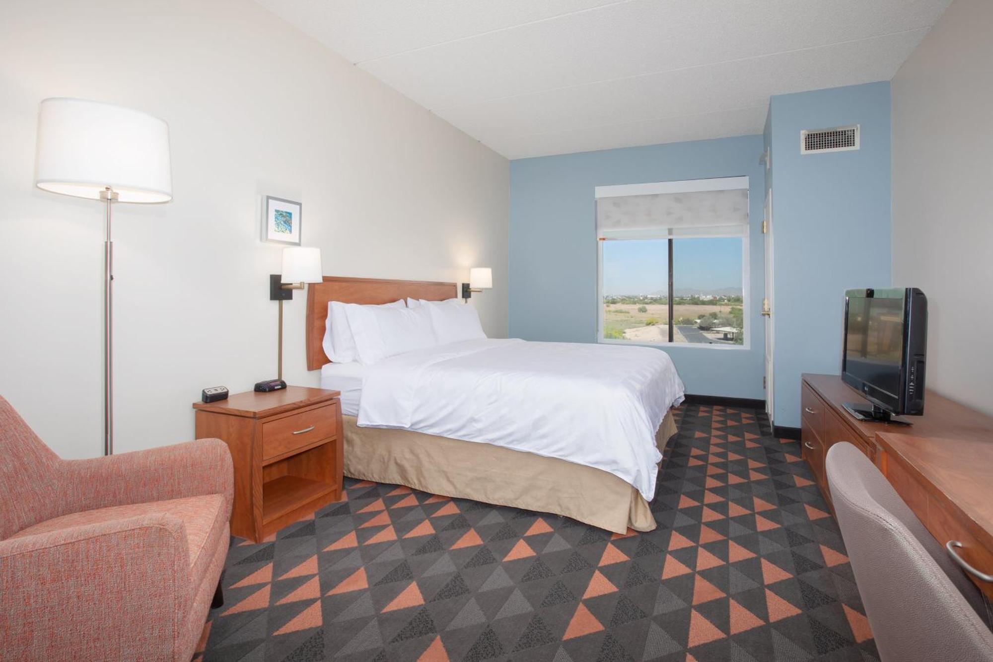 Holiday Inn & Suites Goodyear - West Phoenix Area By Ihg Buitenkant foto